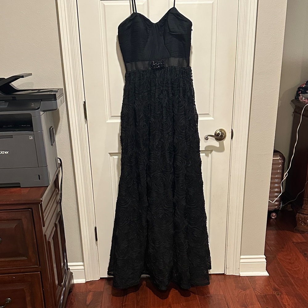 Elegant Black Evening Gown